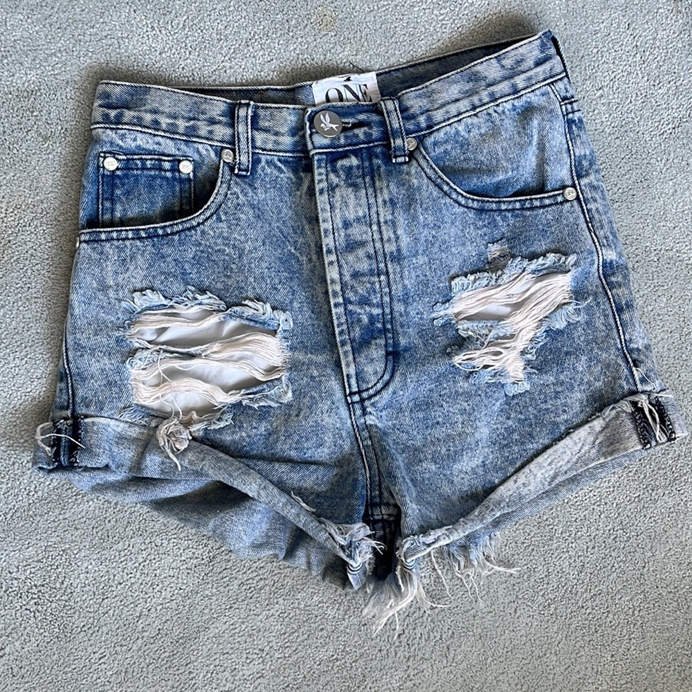 One Teaspoon Denim shorts